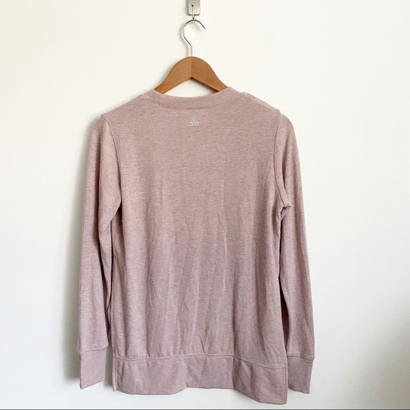 Alo Yoga || Glimpse Long Sleeve Top in Dust Plum Pink XS - Picture 3 of 7
